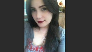 Cerita Seks Genjot Memek Yuli Cantik Paha Putih